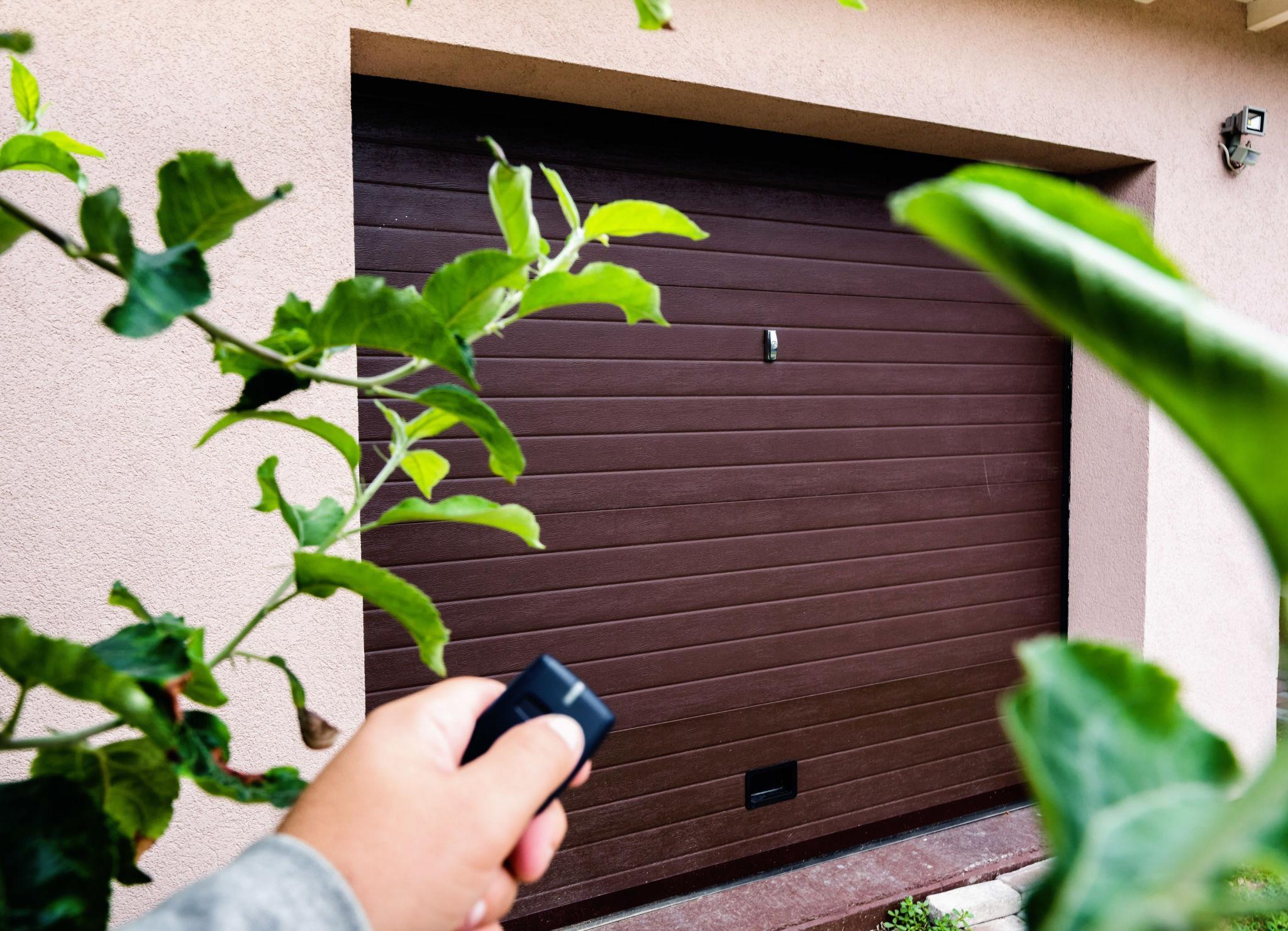 Garage door access controlled by a GSM intercom SIM card